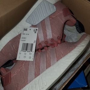 ***SOLD***Adidas nmd R2